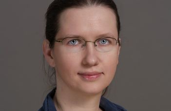 Zsuzsi Kiss spoke about our Healing Professions workshop series in Civil Radio
